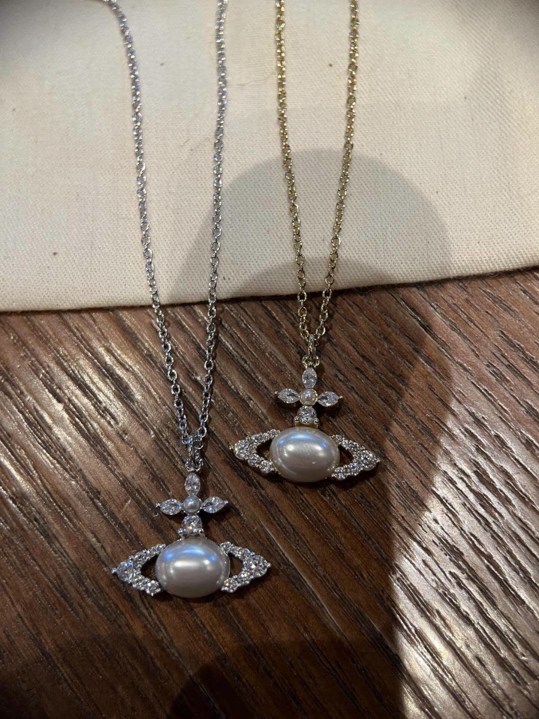 Vivienne Westwood Elegant Pearl and Diamond Pendant Necklace